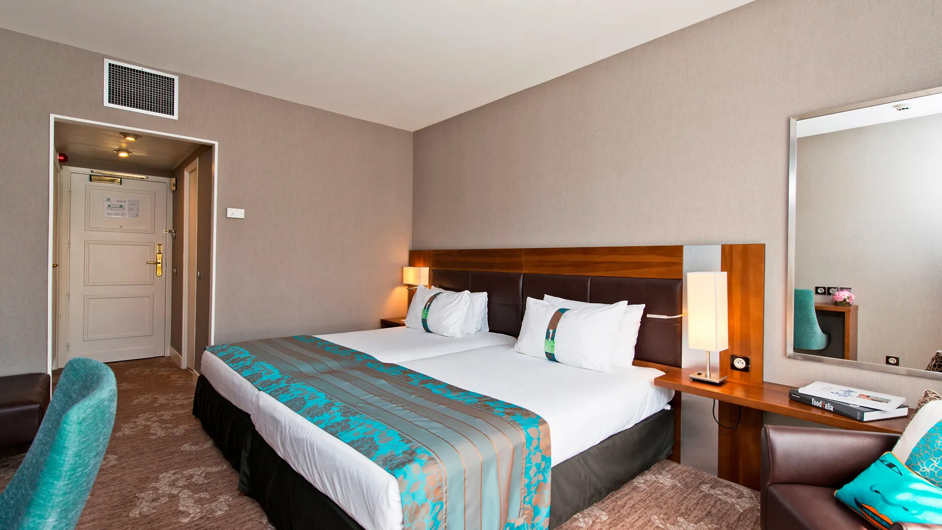 Holiday Inn Nice By Ihg Hotel