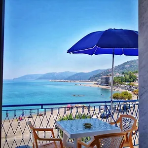 La Casa Di Aurelio , Capo dʼOrlando Italia