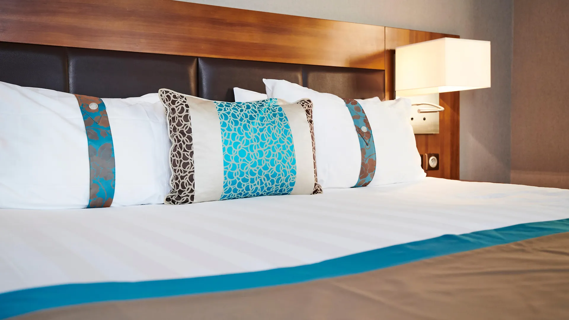 Holiday Inn Nice By Ihg 4*,