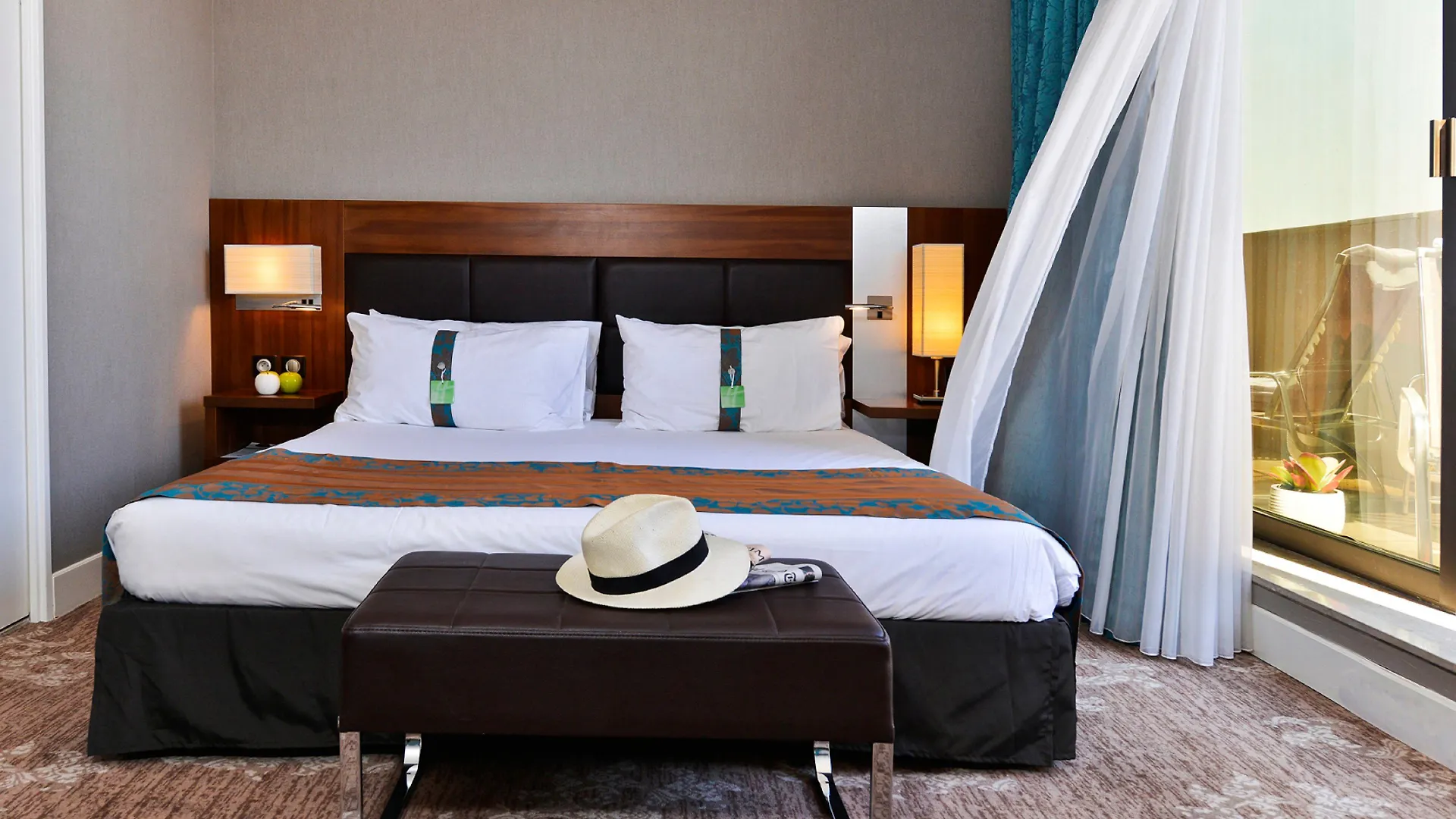 **** Hotel Holiday Inn Nice By Ihg Francja